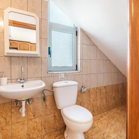 White Pearl 2 Apartman *