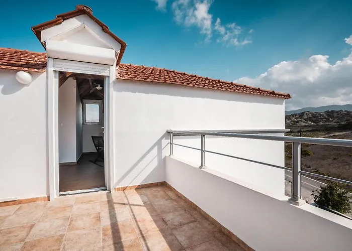 White Pearl 2 Apartamento Apolakkia