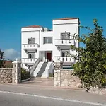 White Pearl 2 * Apolakkia